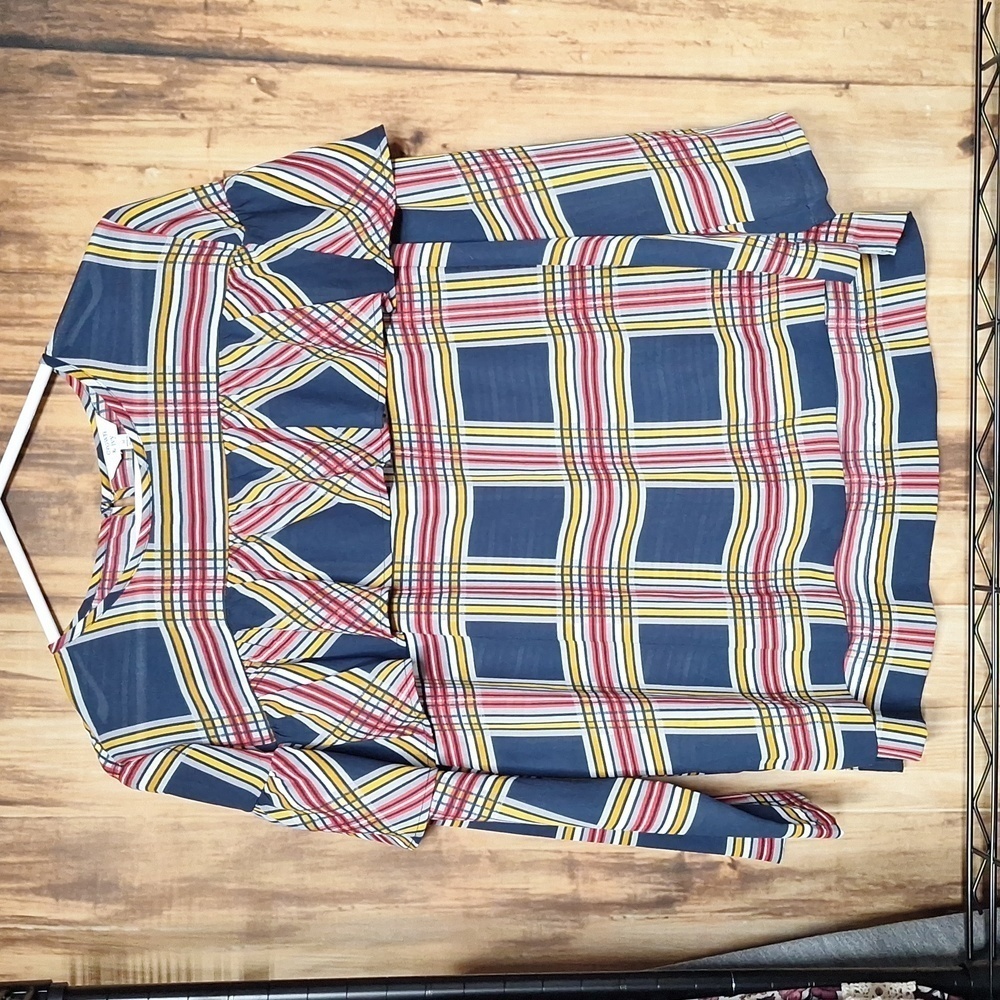 Crown AND IVY PLAID RUFFLE TOP BLOUSE BLUE RED YELLOW MEDIUM